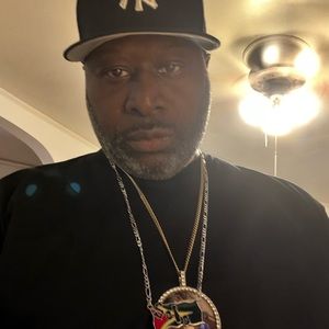 Meet your Posher, Sampson